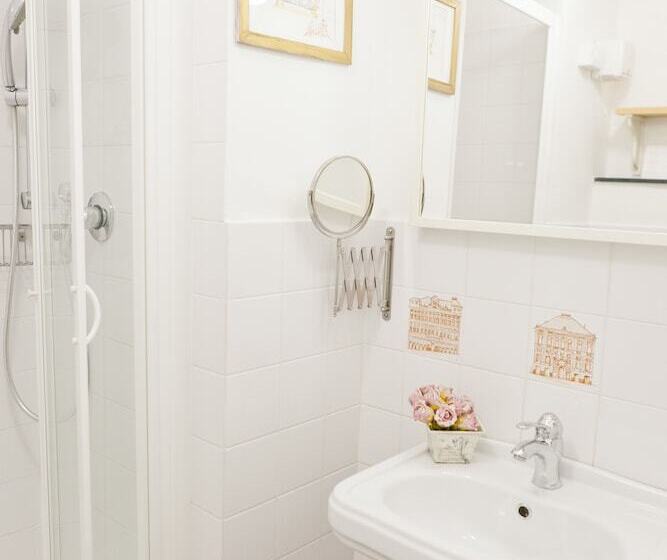 Panzió Il Borgo Di Genova