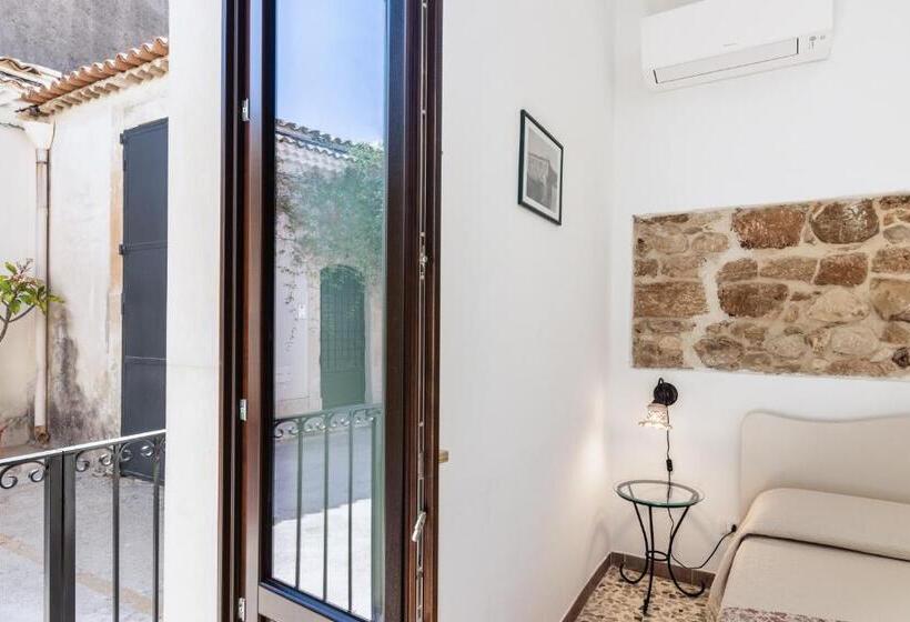 بنسيون Morfeo Charming Rooms & Relax