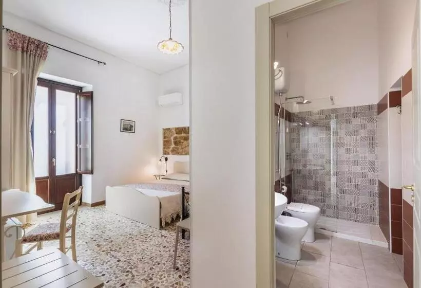 پانسیون Morfeo Charming Rooms & Relax