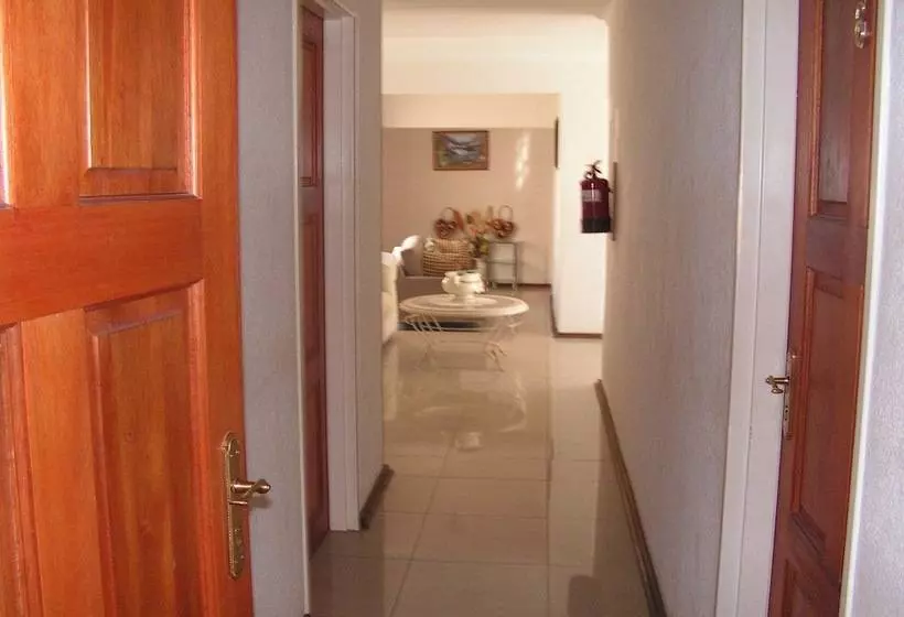 פנסיון Moshitametsi Guesthouse