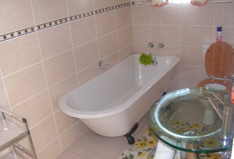 פנסיון Moshitametsi Guesthouse