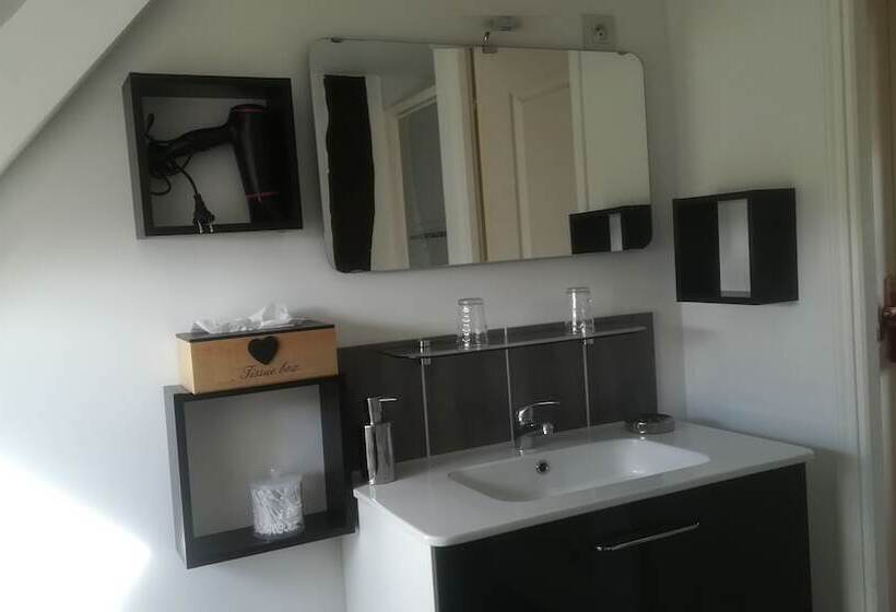 Pensiune La Gerbaudiere Chambres  Tables D Hôtes