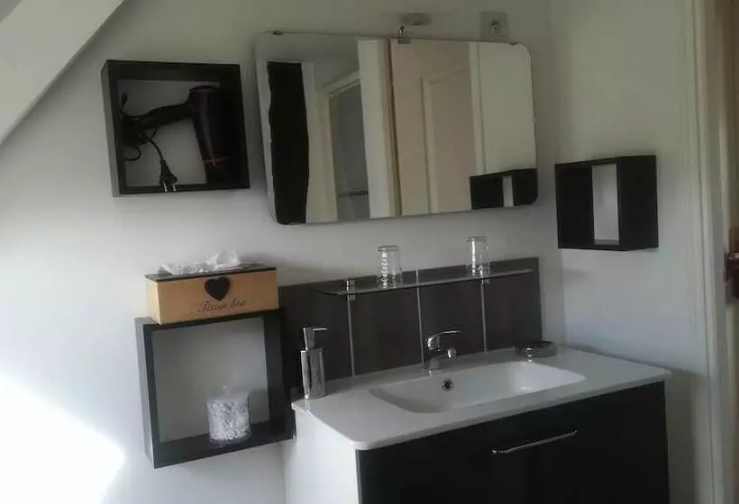 Majatalo La Gerbaudiere Chambres  Tables D Hôtes