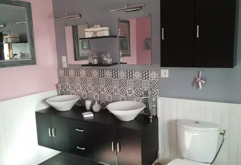 Majatalo La Gerbaudiere Chambres  Tables D Hôtes