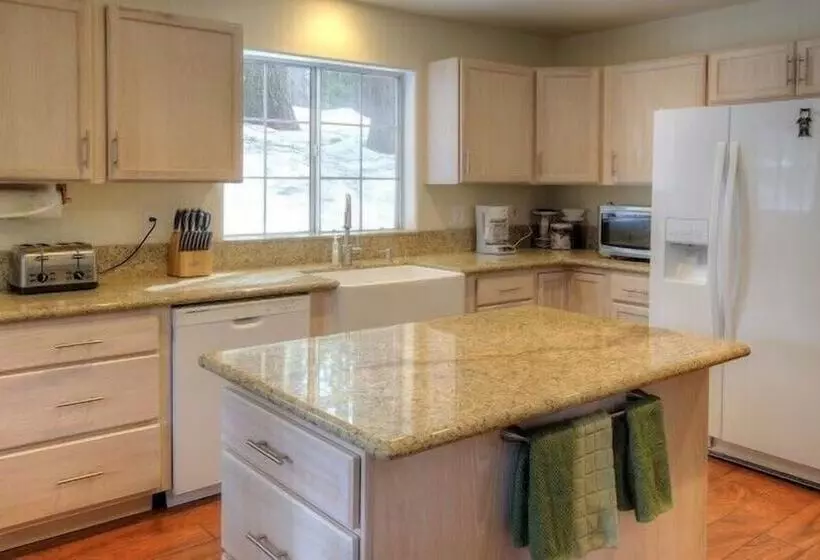 Scenic Wonders Alder Lodge 3 Bedrooms