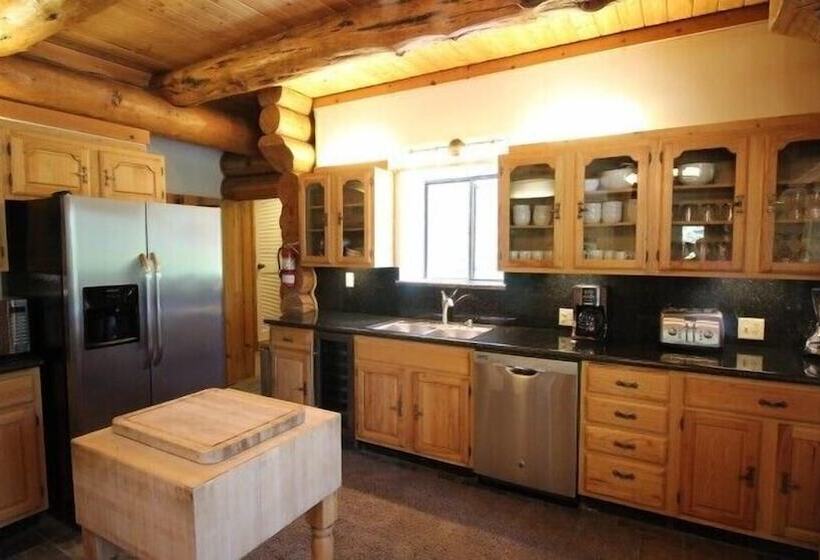 Scenic Wonders Tioga Logs 3 Bedrooms