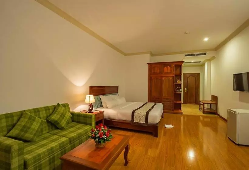 هتل Angkor Davann