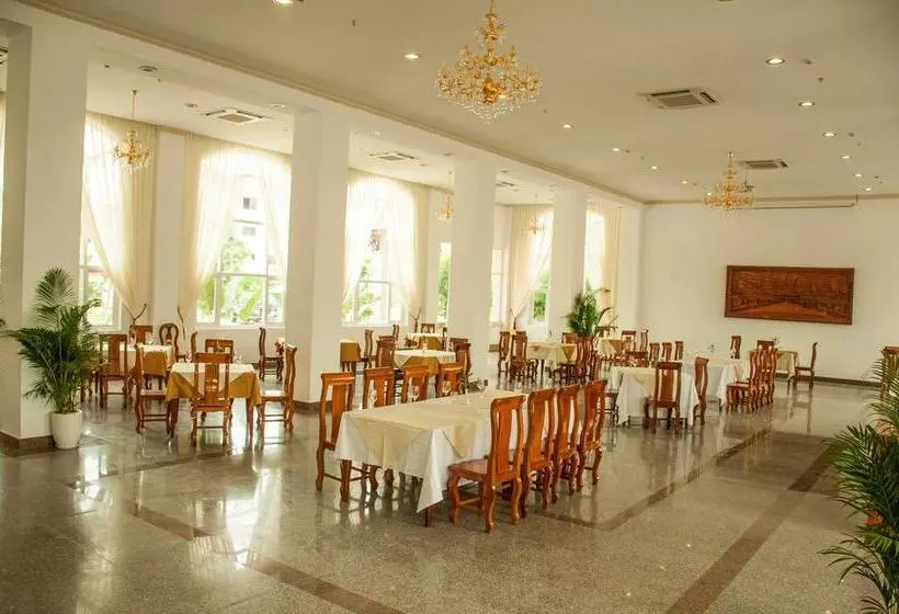 هتل Angkor Davann