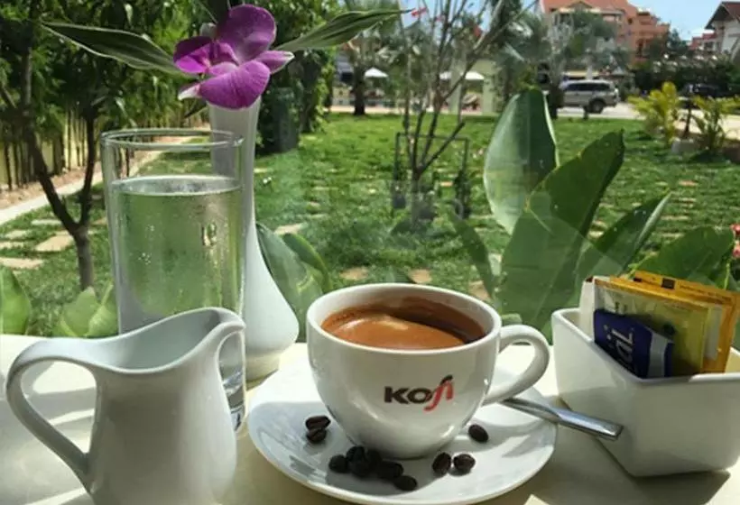 هتل Angkor Davann