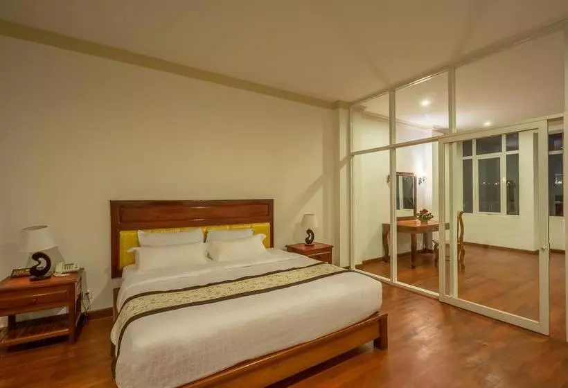 هتل Angkor Davann