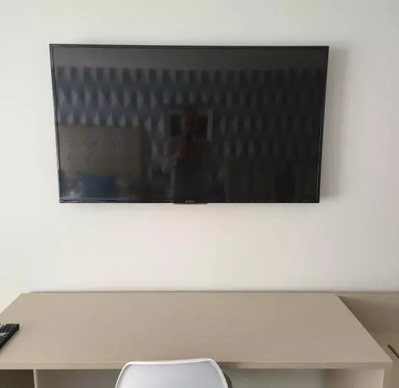 Asure Destiny On Fitzherbert Motel