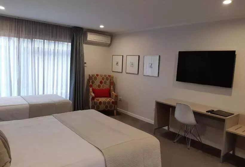 Asure Destiny On Fitzherbert Motel