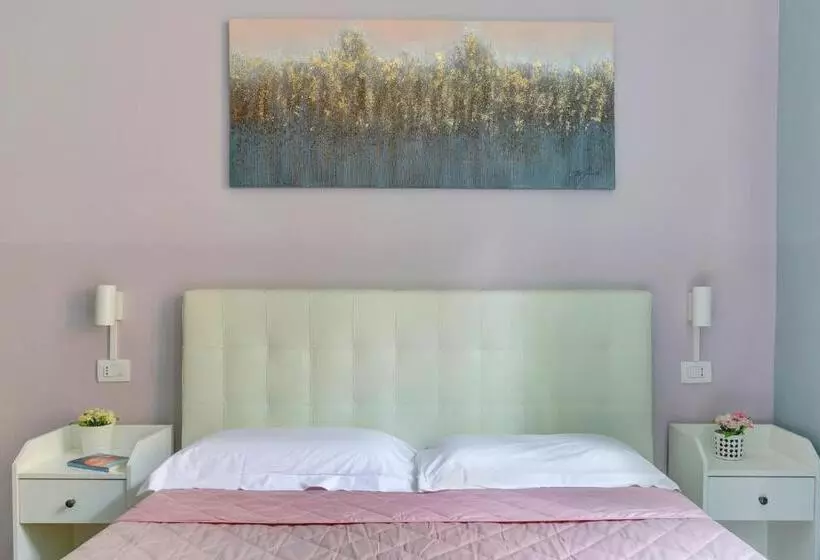 تختخواب و صبحانه Happy Seasons