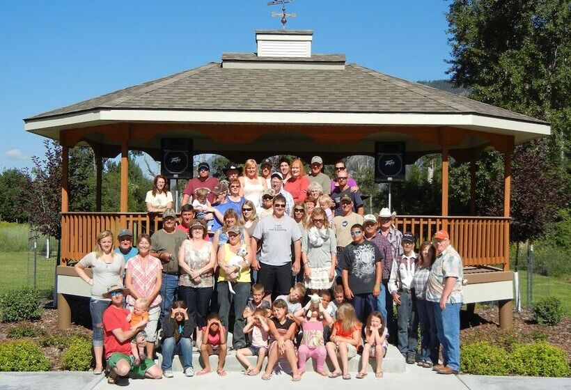 צימר Rocky Point Ranch, Montana