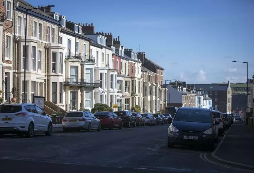 Bed and Breakfast Rosslyn House