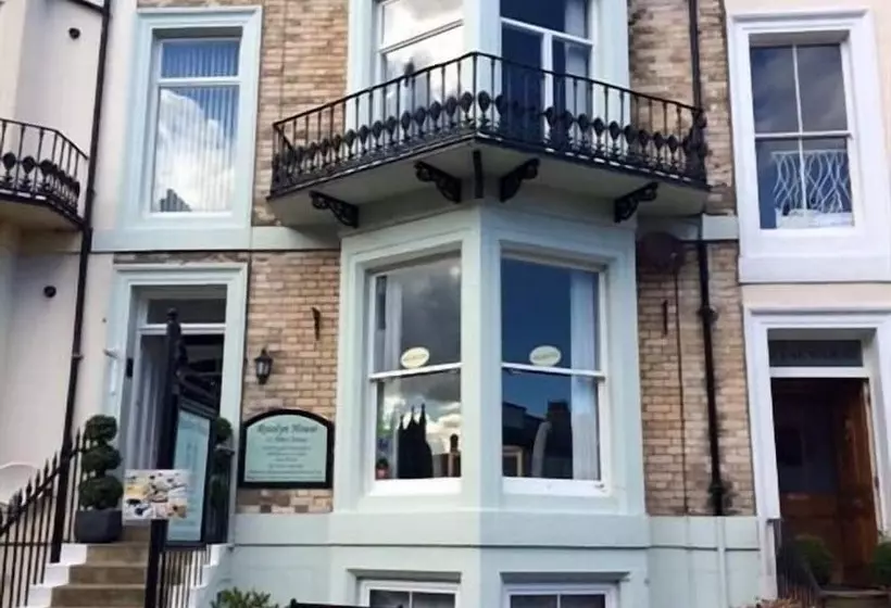 Bed and Breakfast Rosslyn House