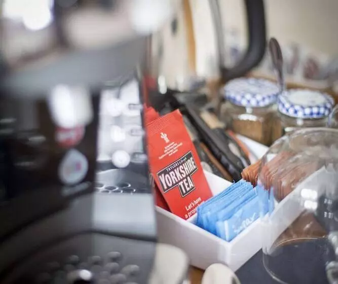 Bed and Breakfast Rosslyn House