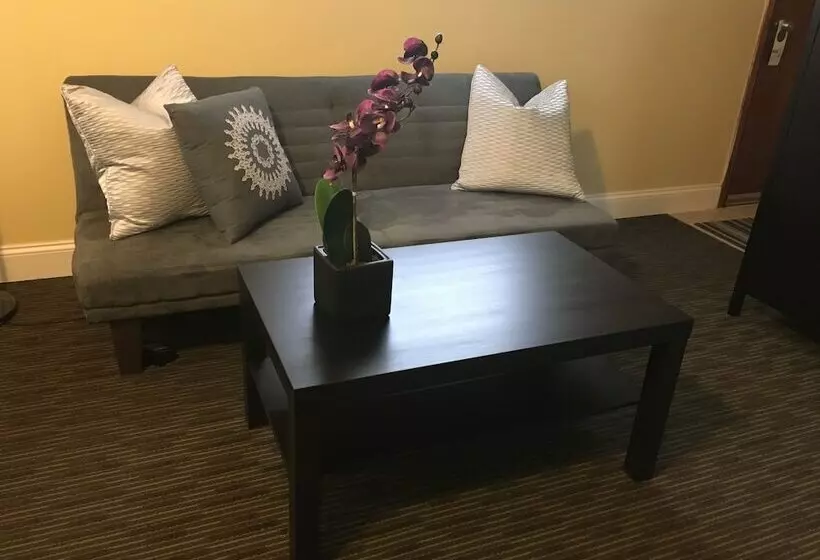 Clarence Inn Extended Stay