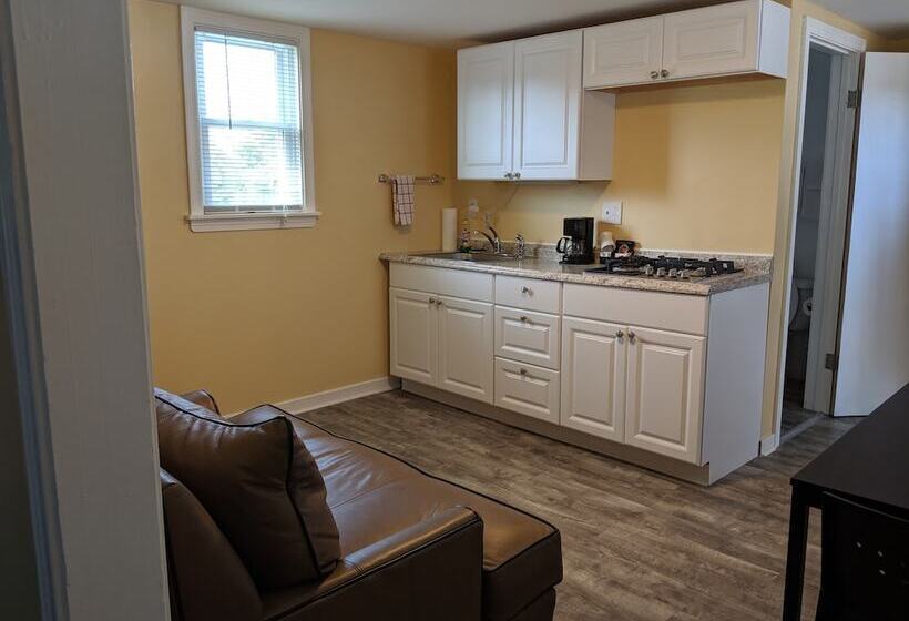 Clarence Inn Extended Stay