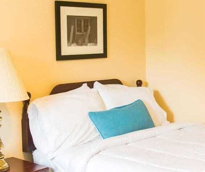 Clarence Inn Extended Stay