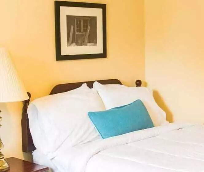 Clarence Inn Extended Stay