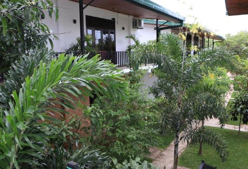 호텔 Gamodh Citadel Resort