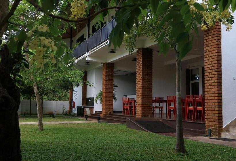 호텔 Gamodh Citadel Resort