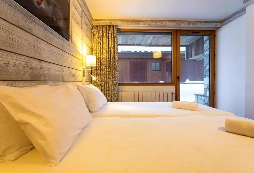 Hotel Hôtel L Aiguille Percée