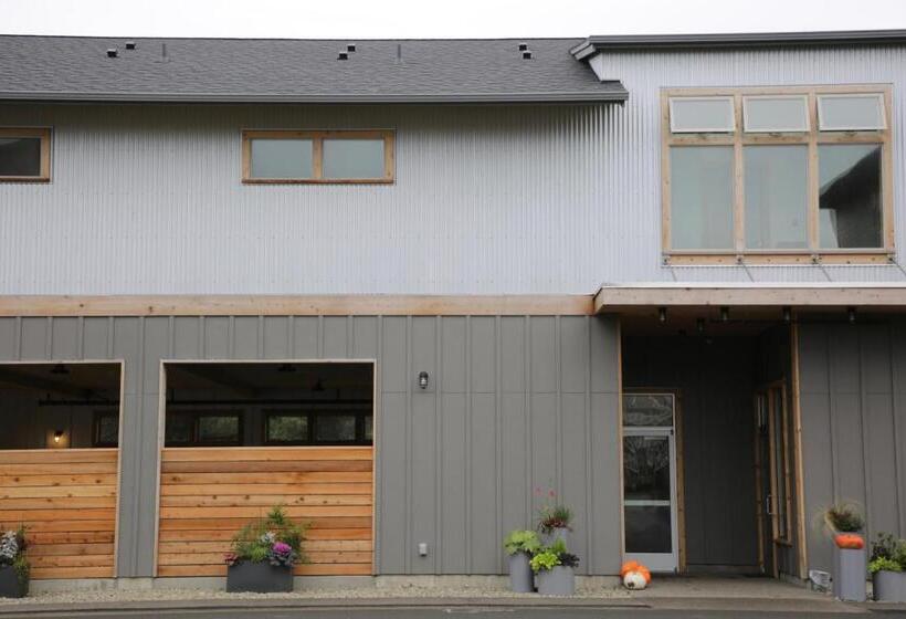 酒店 Inn At Discovery Coast