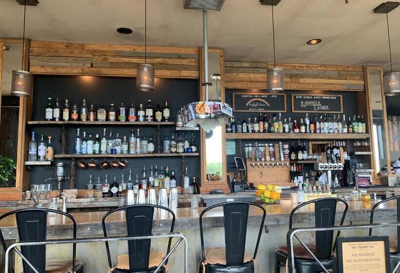 酒店 Inn At Discovery Coast