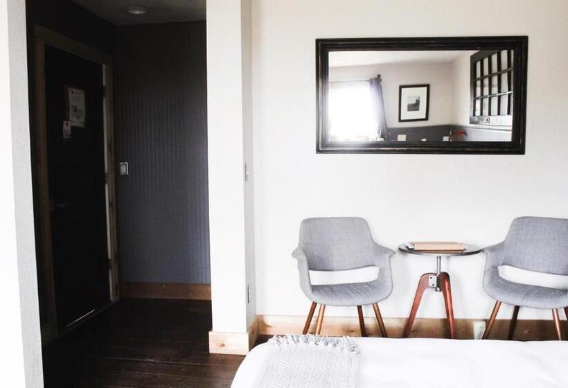 酒店 Inn At Discovery Coast