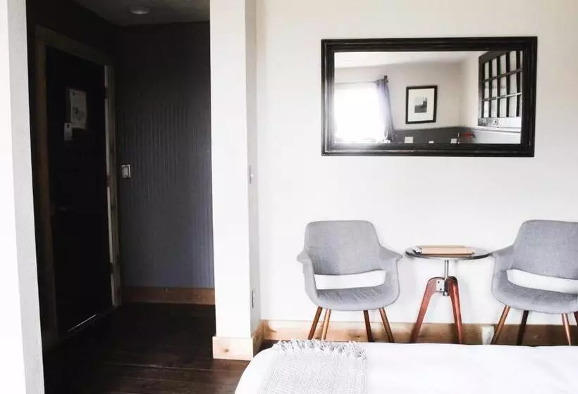 酒店 Inn At Discovery Coast