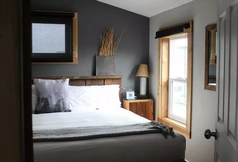 酒店 Inn At Discovery Coast