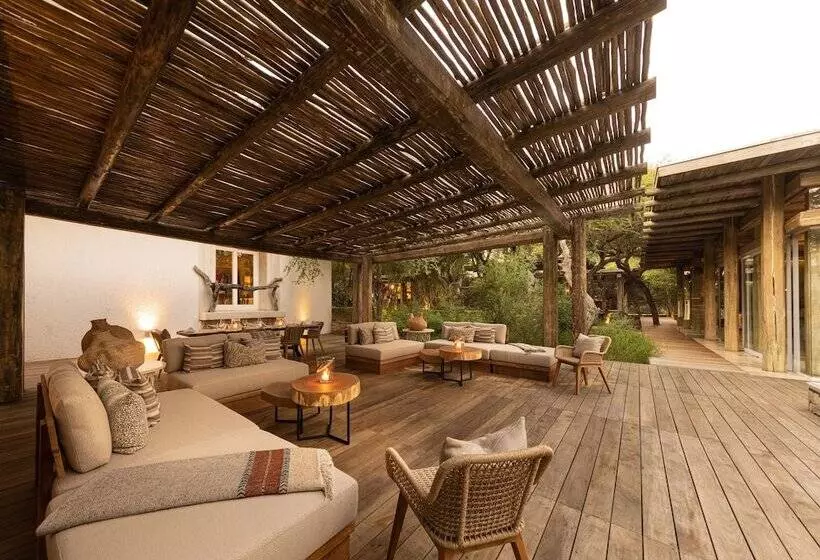 هتل Kapama Karula