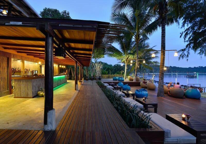 בית מלון כפרי Koh Kood Resort