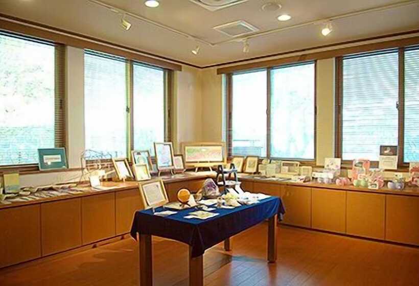 Otel Lakeside Villa Suimeikaku