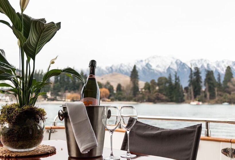 Отель Pacific Jemm   Luxury Super Yacht