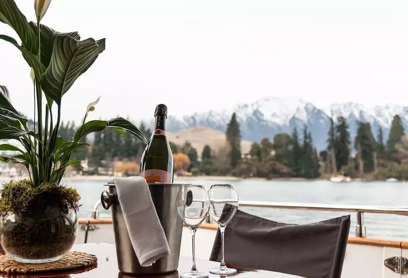 Отель Pacific Jemm   Luxury Super Yacht