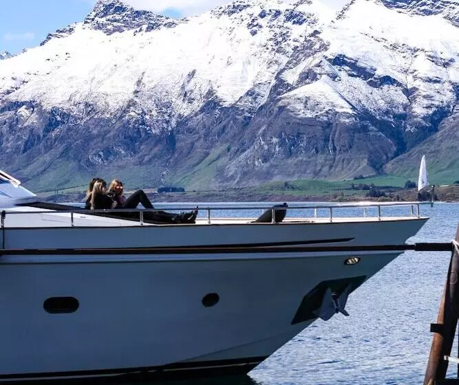 Отель Pacific Jemm   Luxury Super Yacht