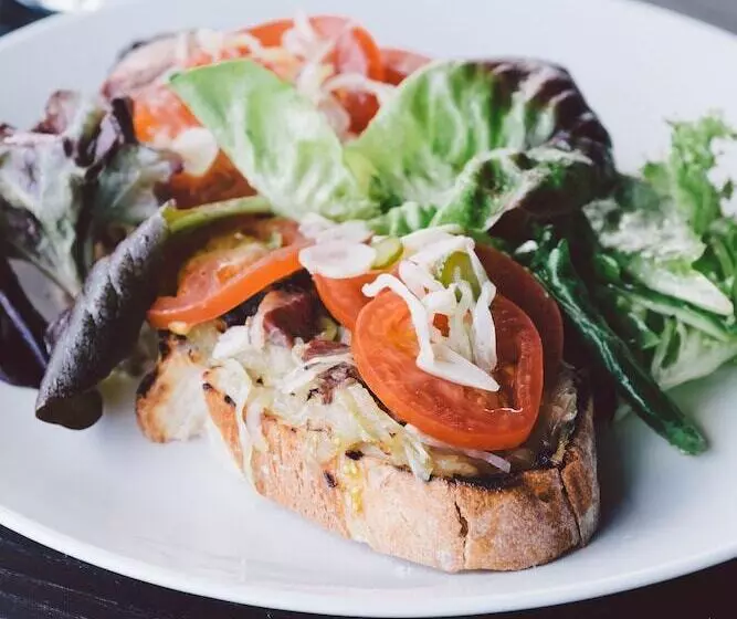 Отель Pacific Jemm   Luxury Super Yacht