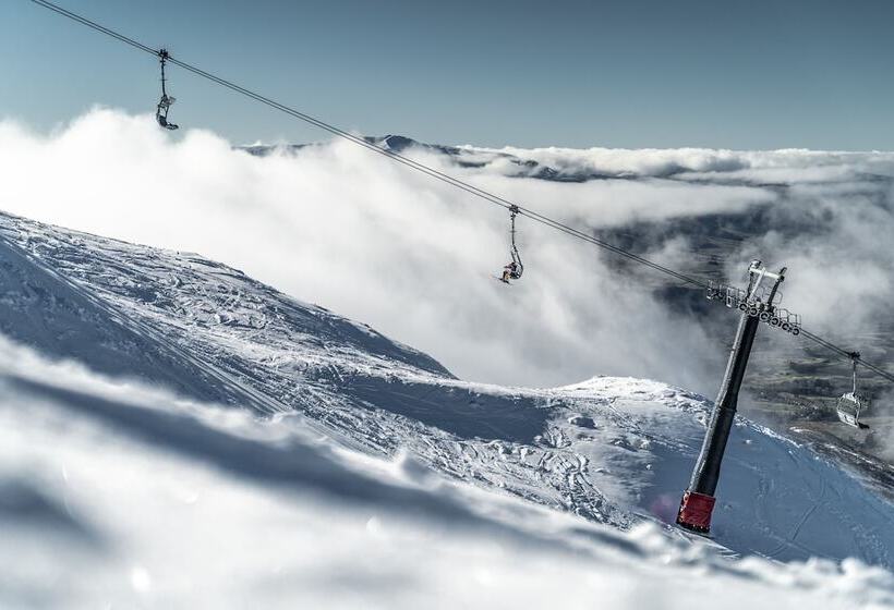 Отель Pacific Jemm   Luxury Super Yacht