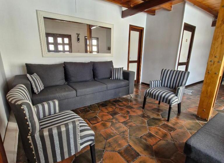 ホテル Tirol D'andrea