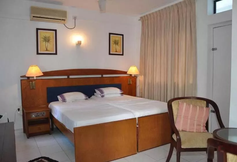 Hotelli Ykd Tourist Rest