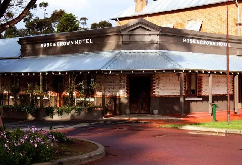 Motel Rose & Crown