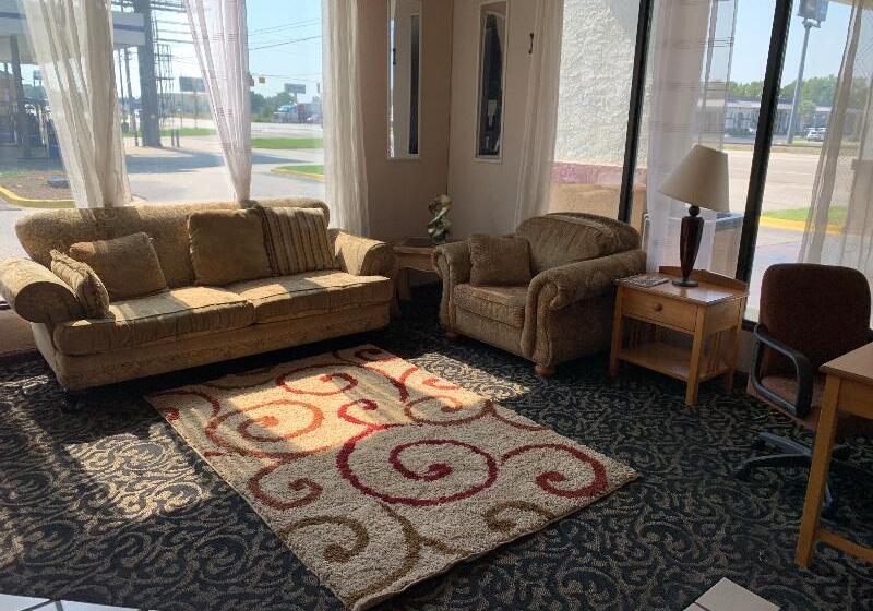 فندق على الطريق Travel Inn