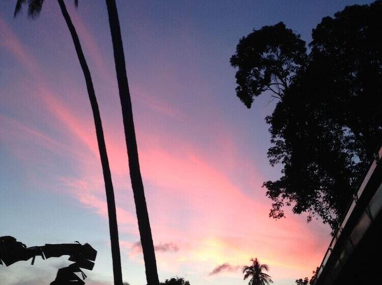 ペンション Pink House Breakfast Include