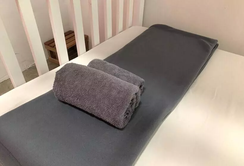 Majatalo Sleep Sheep Phuket Hostel Sha