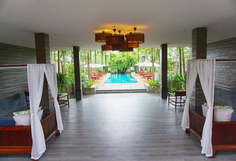 Signature Phuket Resort