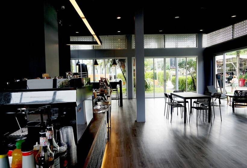 Signature Phuket Resort