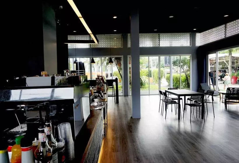 Signature Phuket Resort